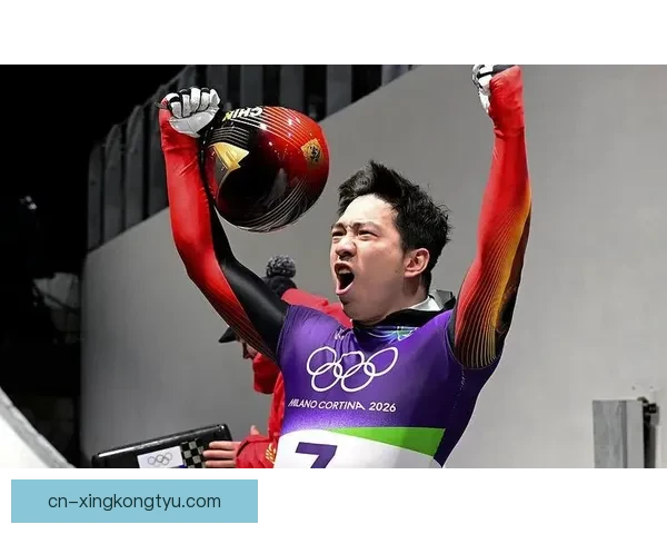 男子钢架雪车决赛陈文浩获第四